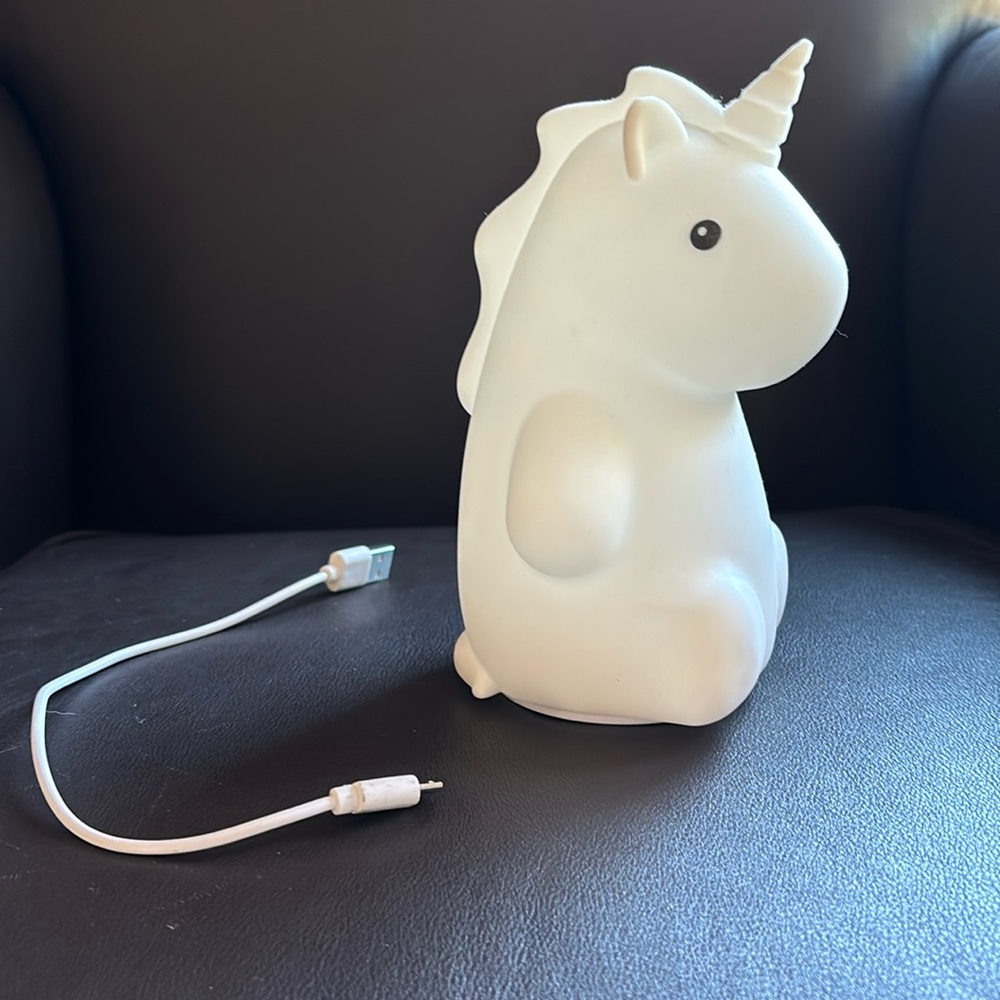 Unicorn night light! LED! Changes colors